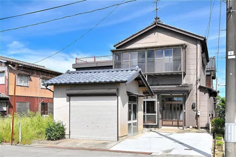 Tsubame City Koseki (Nishi-Tsubame Station) two-story building 6DK