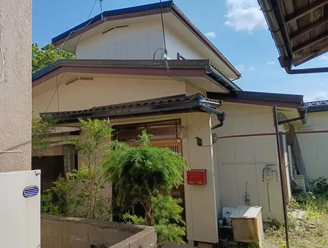 Osaki City, Iwadeyama, Kamikawahara-cho (Yubikan Station) 2-story building 7K