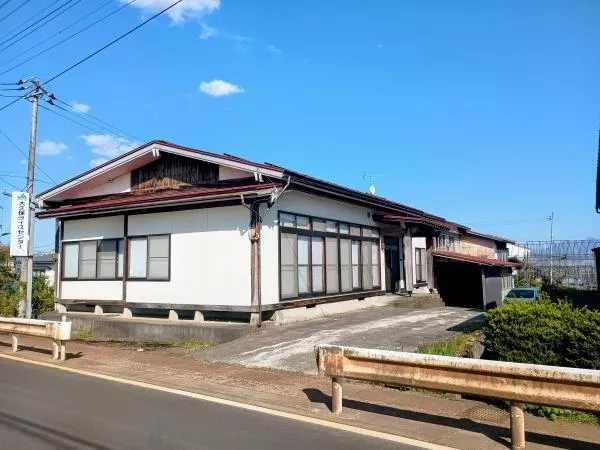 Murayama City, Oaza Okubo (Murayama Station) Single-story building 6DK