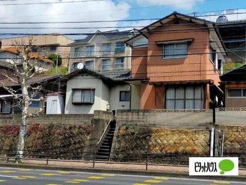 Sasebo City, Yamato-cho (Hiu Station) 2-story building 6LDK