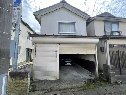 Kashiwazaki City, Yotsuya 2-chome (Higashi-Kashiwazaki Station) 2-story 3DK