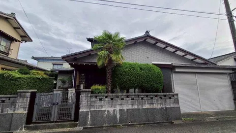 Tainai City, Higashi Maki (Hirakida Station) 2-story 5DK