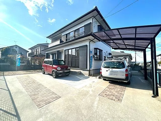 Used single-family home in Saga City, Kawasoe Town, Oaza Nishikoga