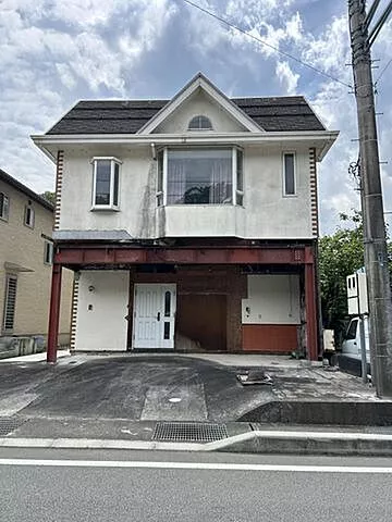 Used single-family home in Nishiyatsushiro District, Ichikawa Misato Town, Kurozawa