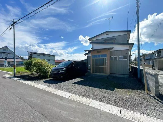 Hachinohe City, Oaza Naganaeshirazu, Tengu Yanagi