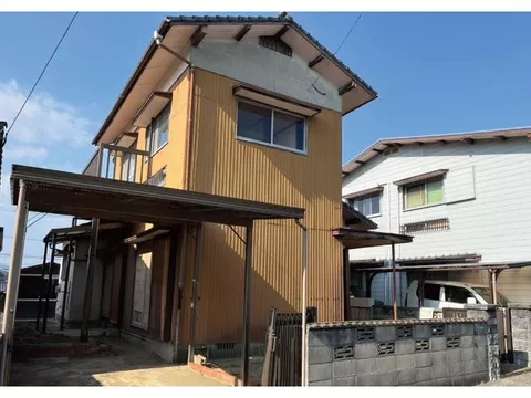 Comfortable living close to the station! Bright and quiet residential area, renovation costs and remodeling costs negotiable.