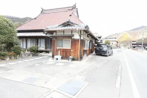 Himeji City, Ato Town, Nasaka (Harima Shingu Station) Single-story building 10LDK