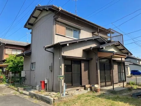 Hashima City, Takehana-cho Hachijiri (Egyokura Station) 2-story 3LDK