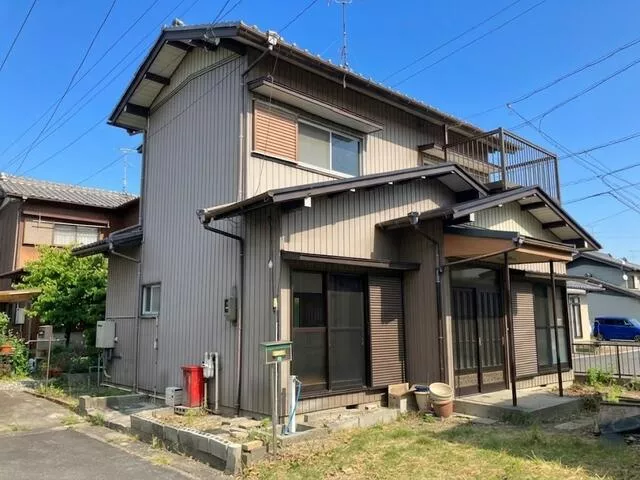 Hashima City, Takehana-cho Hachijiri (Egyokura Station) 2-story 3LDK