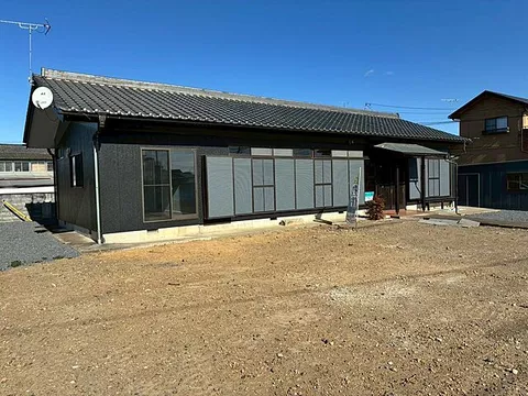 Used single-family home, Tobu Isesaki Line, Goshi Station, 19 minutes on foot