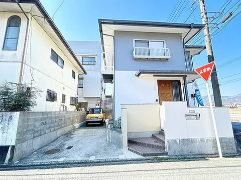 Used single-family home in Ozu City, Higashi-Ozu