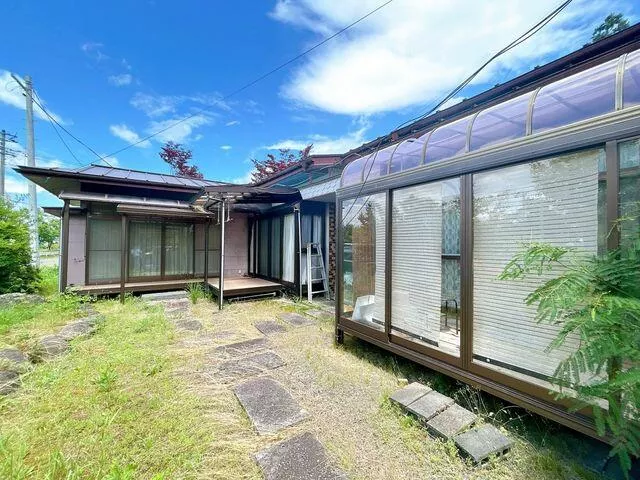Kurihara City, Kurikoma Hachiman Nakamichi (Ishikoshi Station) single-story 8LDK