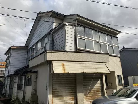 Uozu City, Hon'ei (Dentetsu Uozu Station) 2-story 8LDK