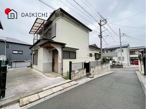 A quiet residential area! Many commercial facilities convenient for shopping and dining♪