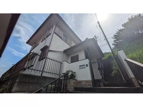《Land area over 73 tsubo》Good sunlight and ventilation on a high ground◎2 minutes on foot to the nearest bus stop!