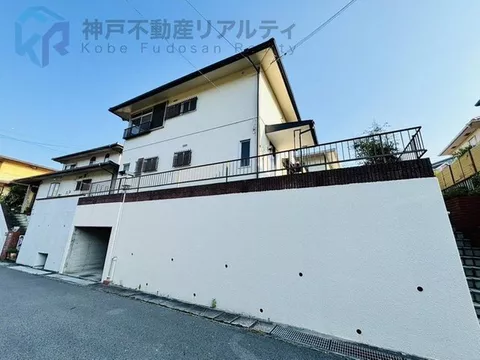 ≪24-hour online viewing reservations available≫◆5LDK used house♪1 car garage space available♪