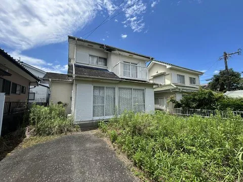 Miyazaki City, Tanomachi Ko (Hyuga Kutsukake Station) 2-story building 4DK