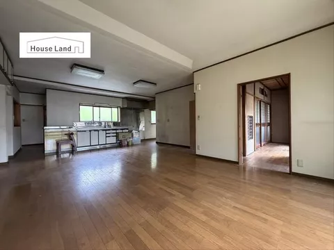 ~A home that retains its charm while being customized to your taste~ We also accept inquiries for renovations. - Image 2