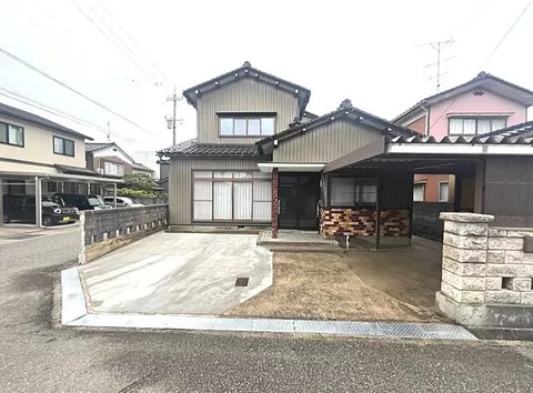 Used single-family home, Ainokaze Toyama Railway Takaoka Yabunami Station 11 minutes on foot