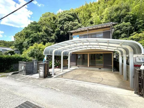 Kochi City, Niida (Nishitakasu Station) 2-story building 4LDK