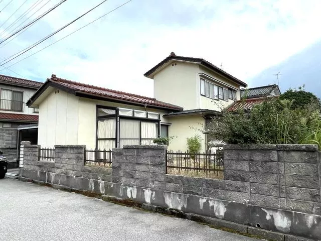 Toyama City, Mizuhashi Nakamura (Mizuhashi Station), 2-story, 6DK