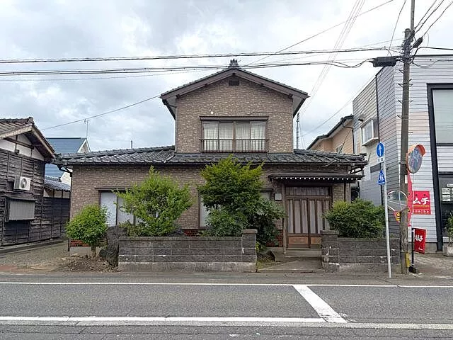 Used single-family home in Gosen City, Ishizone
