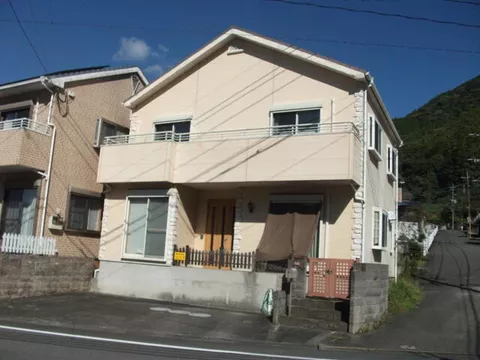 Saiki City Oaza Tsurumizu (Saiki Station) 2-story 4LDK - Image 4