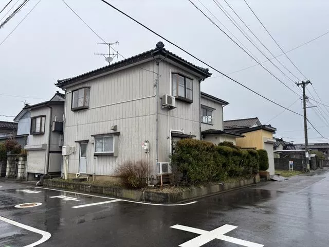 Sanjo City, Matsunoki Town (Higashi-Sanjo Station) 2-story building 7DK