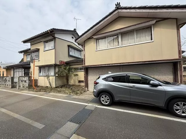 Kashiwazaki City, Nishiyama Town Nishiyama (Nishiyama Station) 2-story 10DK