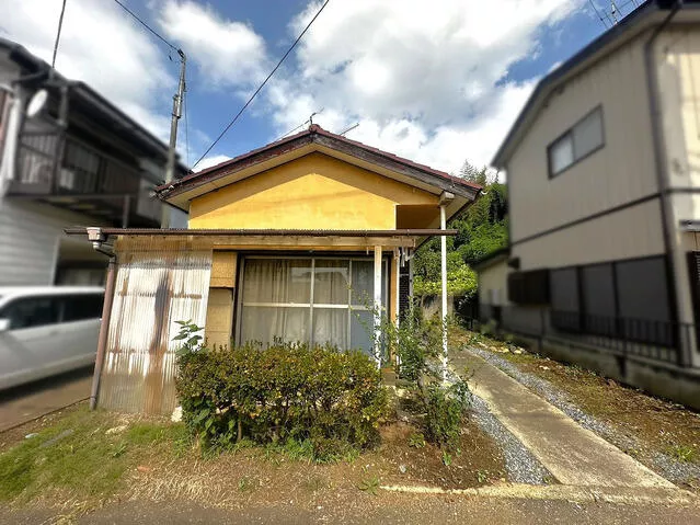Saitama City, Iwatsuki Ward, Oaza Ainohara (Toyoharu Station), single-story building, 2DK