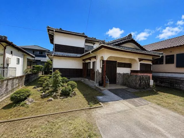 Nobeoka City, Awano-namachi (Nobeoka Station), 2-story, 6DK