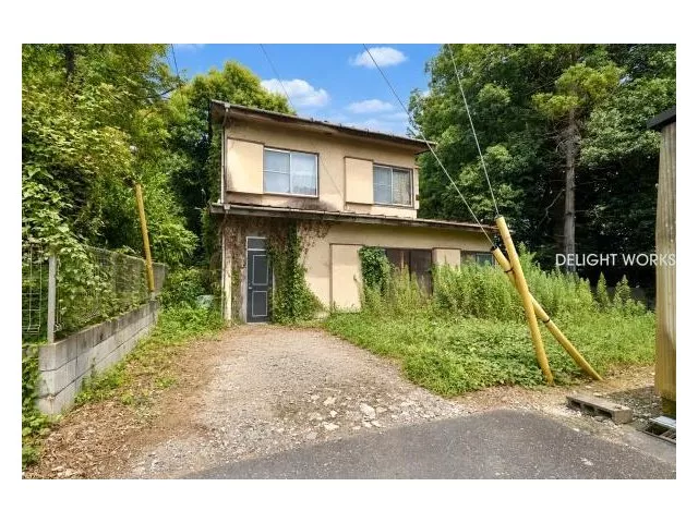 "Direct sale from the seller! Work, hobbies, family. A spacious land area of over 57 tsubo that encompasses everything."