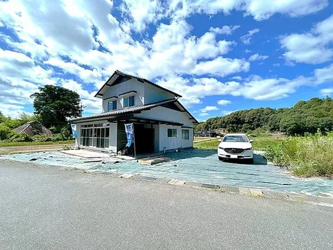 Used single-family home Yanai City Iriku