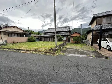 Watarai-gun, Taiki-cho, Uchimi (Kawazoe Station) Single-story building 8DK