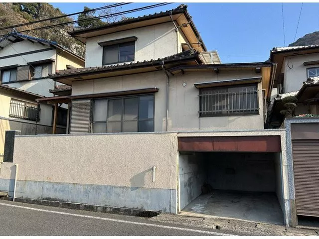 Kamifujimatsu 1 (Moji Station) 4.7 million yen