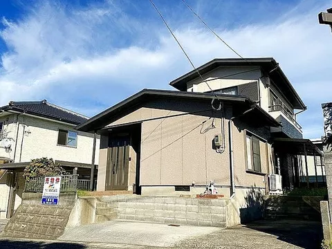 Used single-family home in Chofu Hamamura Town, Shimonoseki City