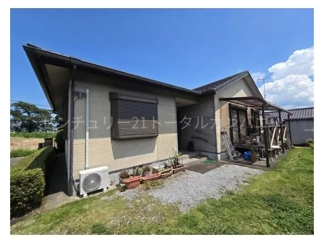 A well-maintained used single-family home. Available for viewing after scheduling.