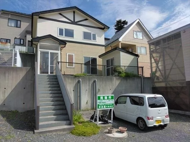 8 minutes on foot from Aoimori Railway "Mutsuichikawa"