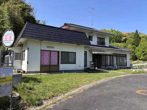 Hayami-gun Hiji Town Oaza Manai 2-story building 6DK