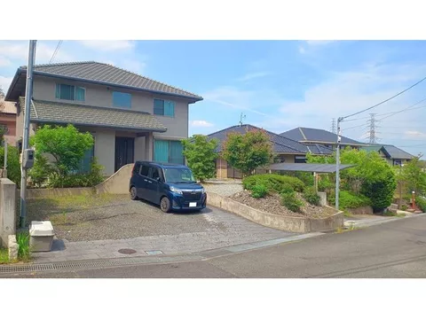 ■South-facing 6LDK + S■Land 89.54 tsubo■Building 50.09 tsubo■Parking for 3 cars possible