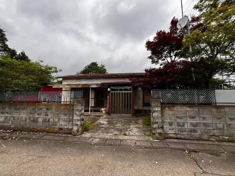 9 minutes on foot from Kitakanaoka Station. A spacious 3LDK single-story house on a 276.17 tsubo lot♪