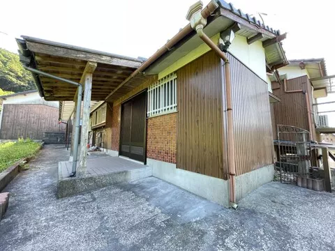 Sasebo City, Yoshioka-cho 2-story 7DK