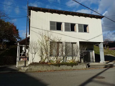 Used single-family home, Gifu Prefecture, Gujo City, Shiratori Town, Ittoshiro, No. 35, Kaminoho 4-4