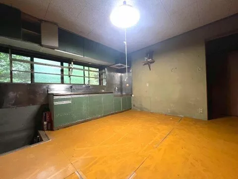 14 minutes on foot from JR Kagoshima Main Line "Edamitsu" Station - Image 4