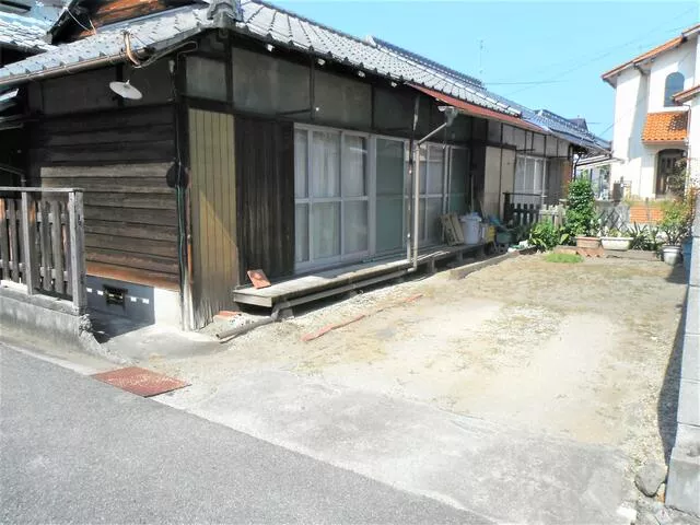 Takatsu-cho, Niihama-shi (Niihama station) Single-storied building, 3DK

1.5 million yen