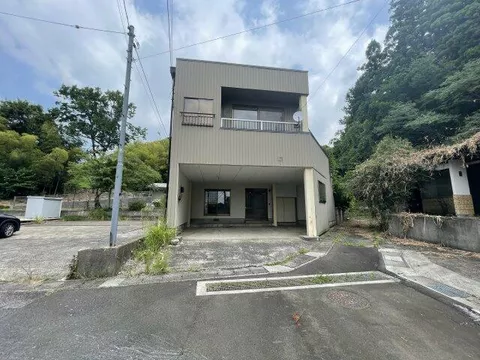 Sabae City, Yoshie Town (Tobaka Station) 2-story building 7DK - Image 1
