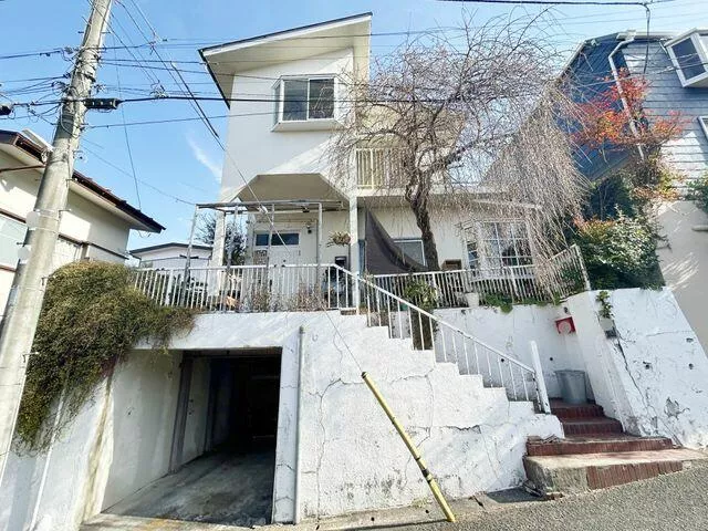 Hino City Hirayama 6-chome (Hirayama Castle Park Station) 2-story 4DK