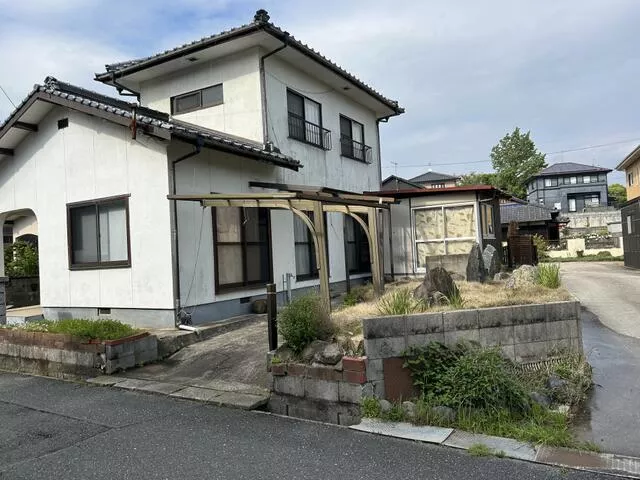 Ube City, Oaza Higashisue (Minami-Onoda Station) 2-story 4DK