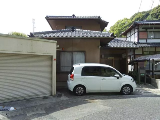 Shimonoseki City Hikonoshima Fukuura Town 1-chome (Shimonoseki Station) 2-story 5DK