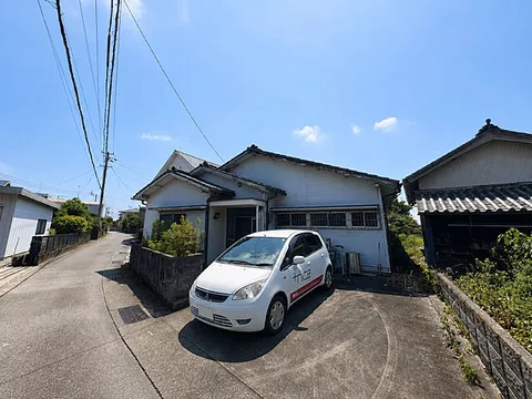 Used single-family home Komatsushima City Obayashi Town Used house